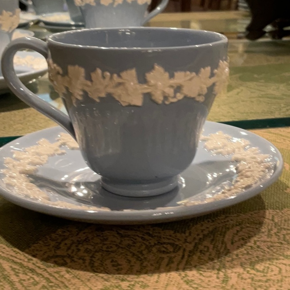 Set of 6 Wedgewood demitasse cup and saucers. Mint condition, from the 50’s. - Picture 3 of 5